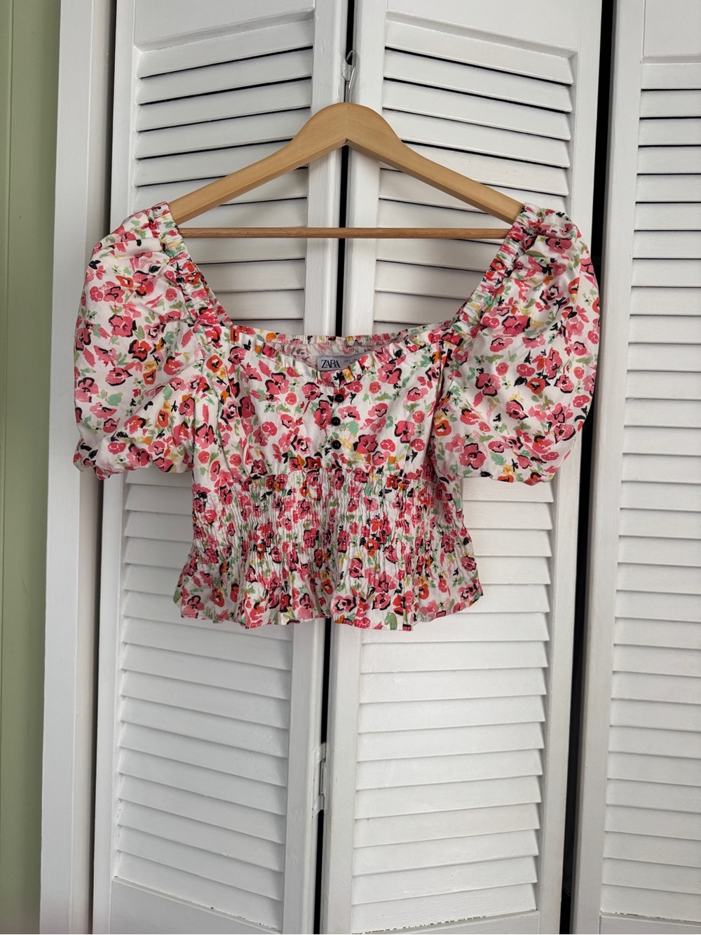 Zara Pink Floral Puff-Sleeve Smocked Crop Top
